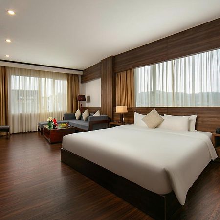 Lao Cai Star Hotel Buitenkant foto