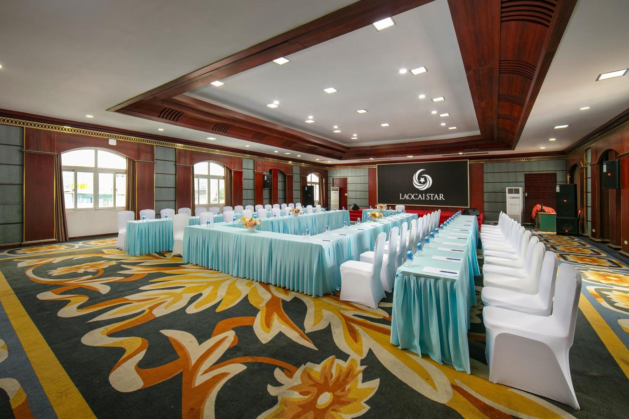 Lao Cai Star Hotel Buitenkant foto