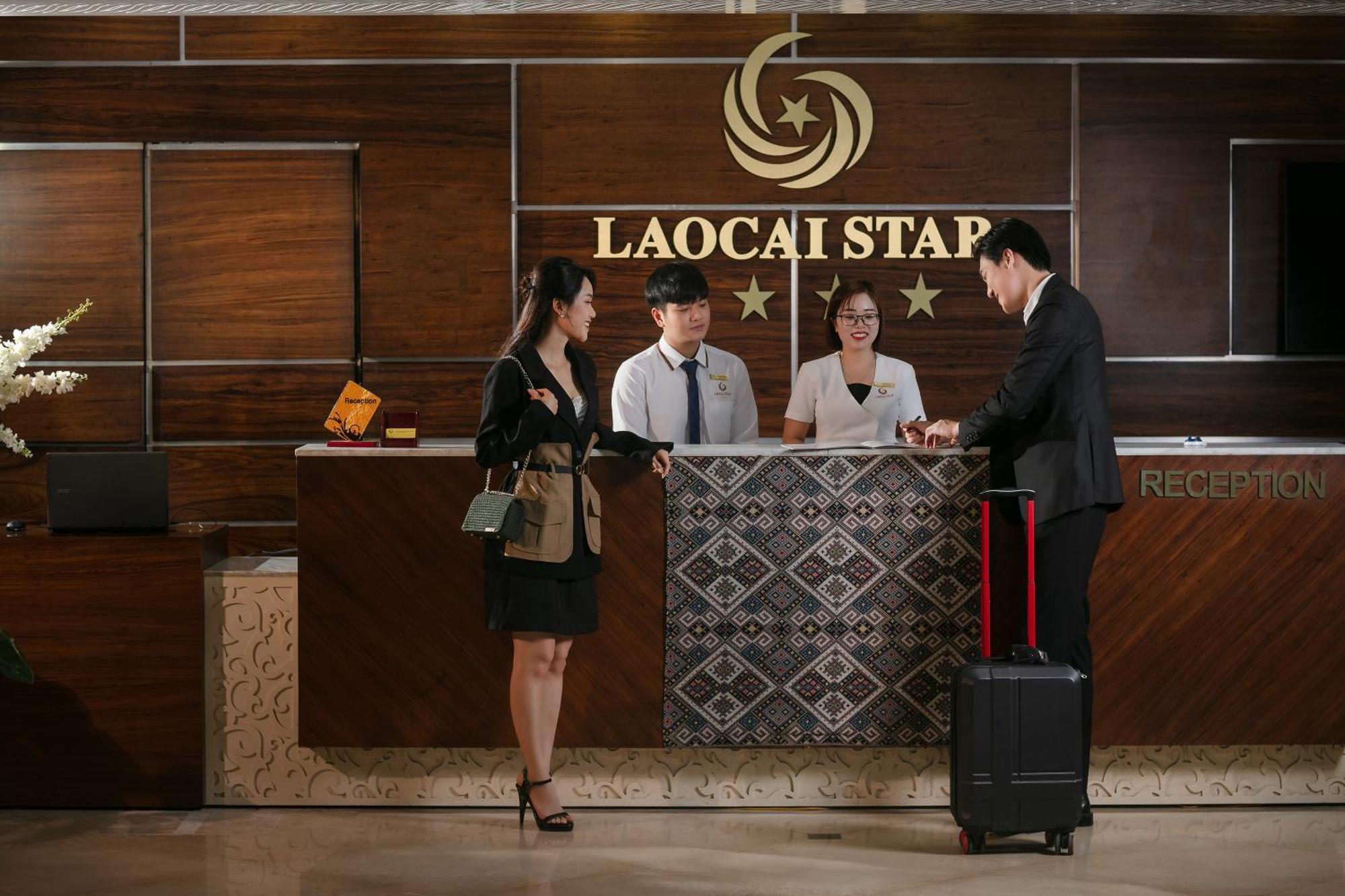 Lao Cai Star Hotel Buitenkant foto